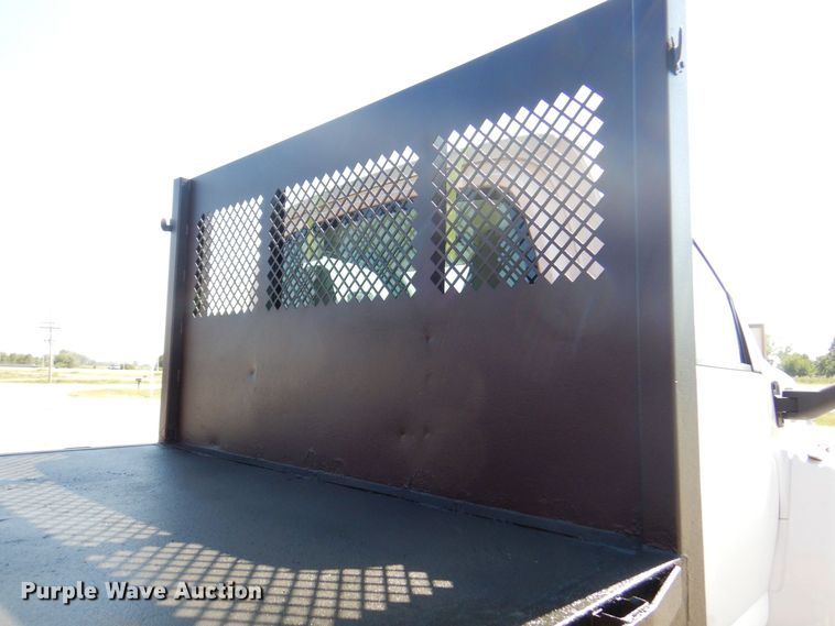 image for item DS5632 2009 Chevrolet  C5500 dump flatbed truck