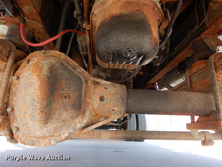 image for item DS5632 2009 Chevrolet  C5500 dump flatbed truck