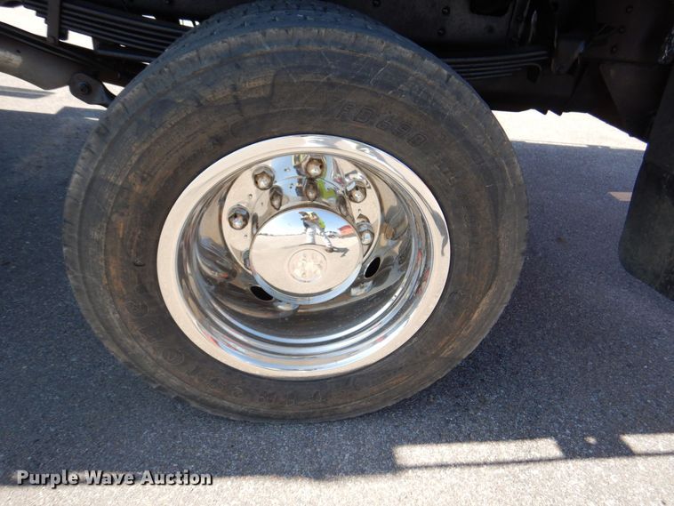 image for item DS5632 2009 Chevrolet  C5500 dump flatbed truck