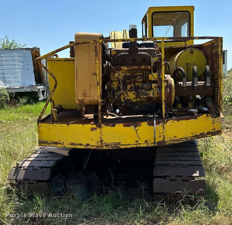 image for item HN9978 Cabot Earthripper 5000  excavator