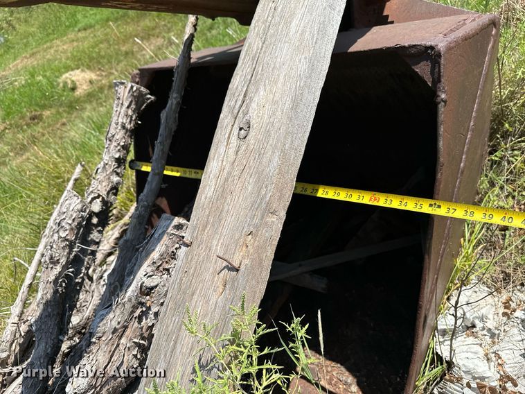 image for item HN9978 Cabot Earthripper 5000  excavator