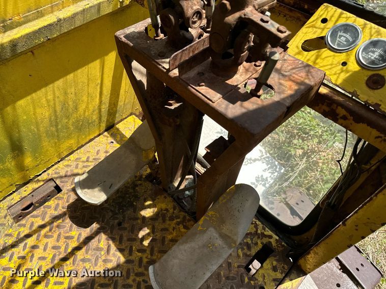 image for item HN9978 Cabot Earthripper 5000  excavator