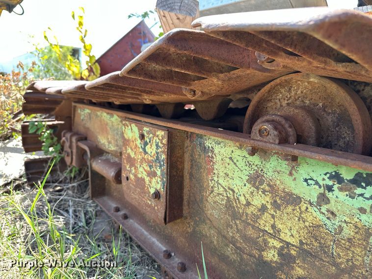 image for item HN9978 Cabot Earthripper 5000  excavator