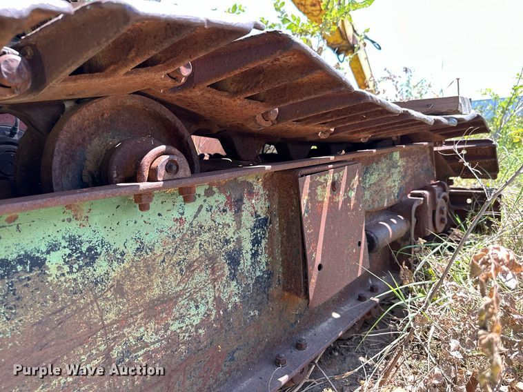 image for item HN9978 Cabot Earthripper 5000  excavator