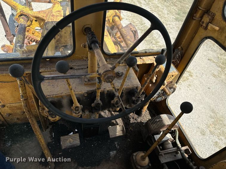 image for item HN9979 1951 Caterpillar 212  rigid frame motor grader