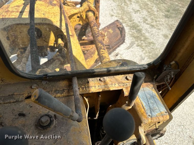 image for item HN9979 1951 Caterpillar 212  rigid frame motor grader