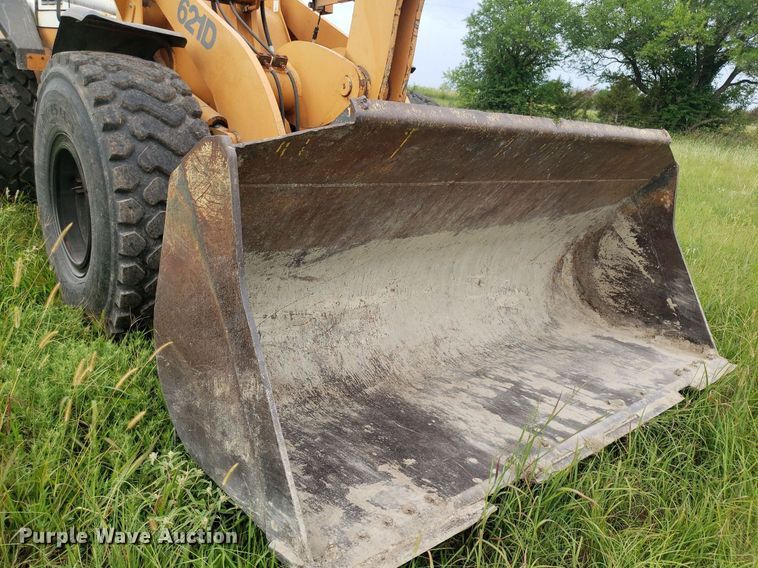 image for item IP9427 2002 Case 621D  wheel loader
