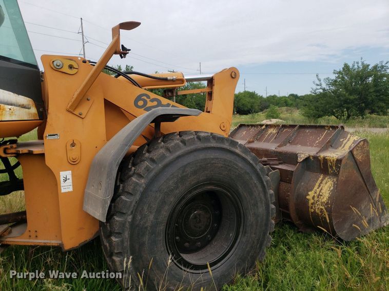 image for item IP9427 2002 Case 621D  wheel loader