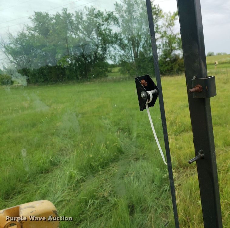 image for item IP9427 2002 Case 621D  wheel loader