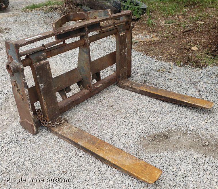 image for item IP9435 Wheel loader forks