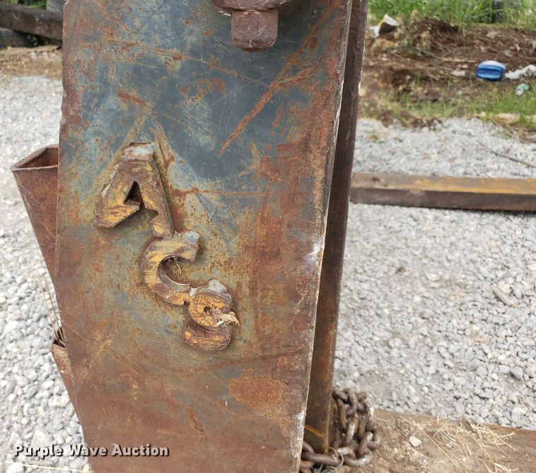 image for item IP9435 Wheel loader forks