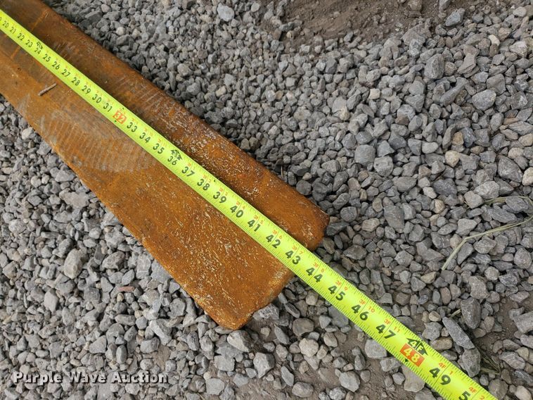 image for item IP9435 Wheel loader forks