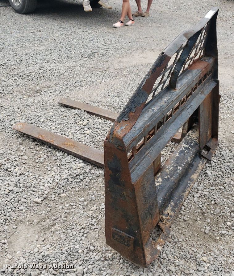 image for item IP9436 Skid steer forks