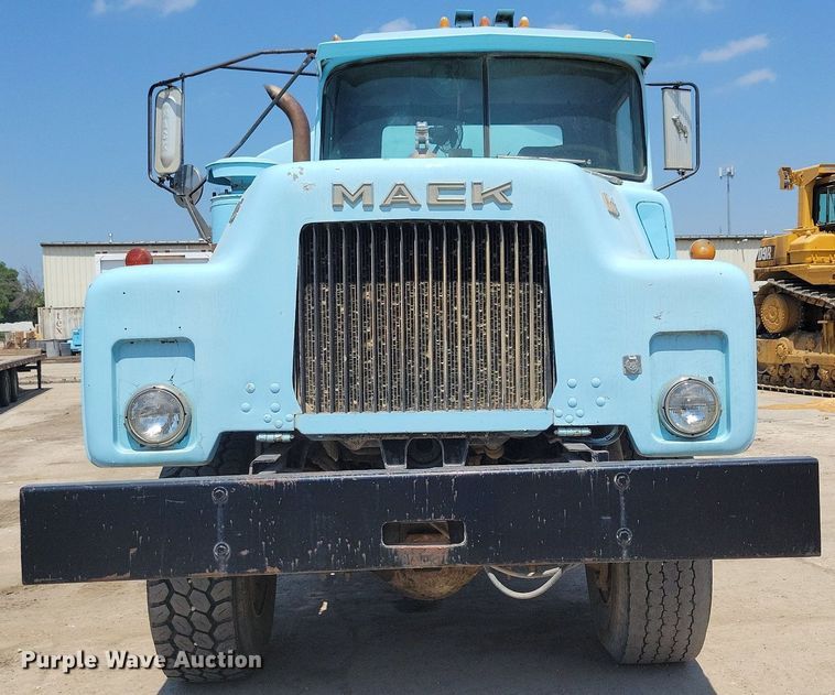 image for item IQ9766 1974 Mack  water truck