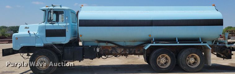 image for item IQ9766 1974 Mack  water truck