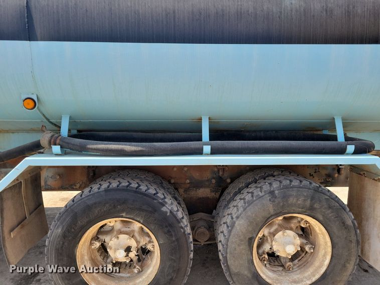 image for item IQ9766 1974 Mack  water truck