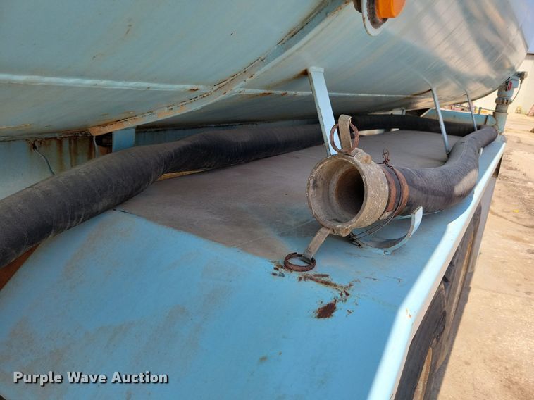 image for item IQ9766 1974 Mack  water truck