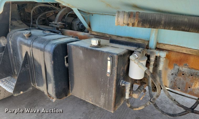 image for item IQ9766 1974 Mack  water truck