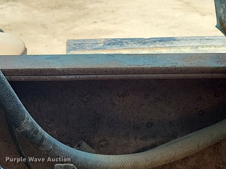 image for item IQ9766 1974 Mack  water truck