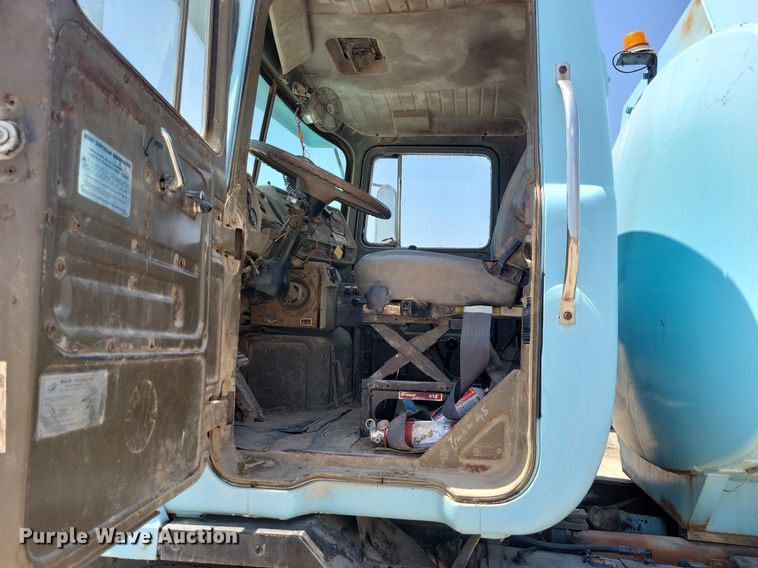 image for item IQ9766 1974 Mack  water truck