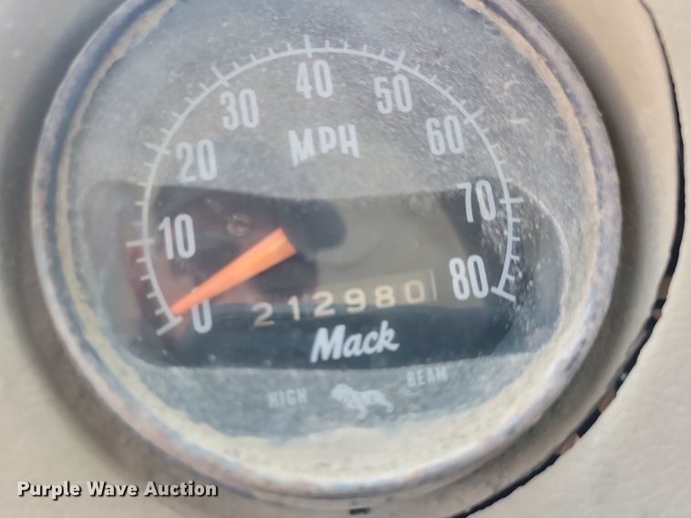 image for item IQ9766 1974 Mack  water truck