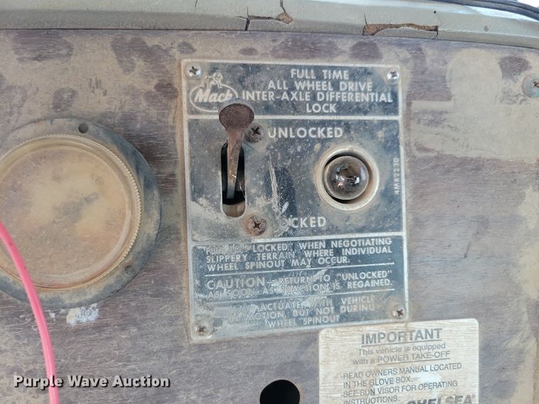 image for item IQ9766 1974 Mack  water truck