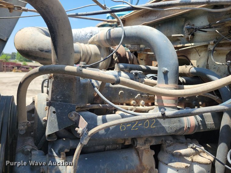 image for item IQ9766 1974 Mack  water truck