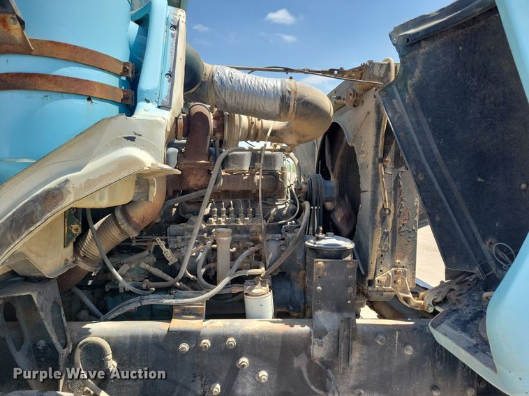 image for item IQ9766 1974 Mack  water truck