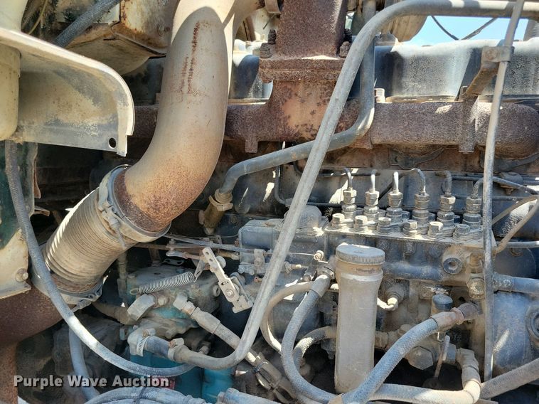 image for item IQ9766 1974 Mack  water truck