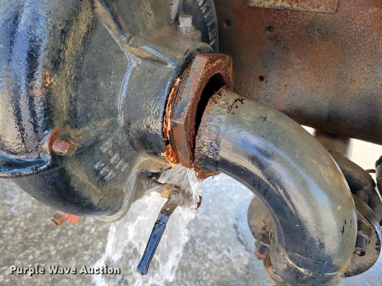 image for item IQ9766 1974 Mack  water truck