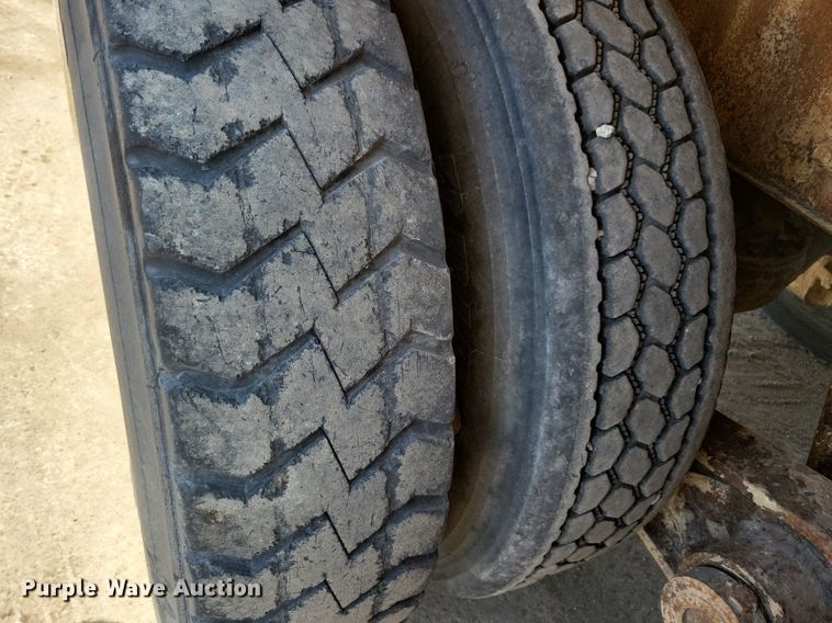 image for item IQ9766 1974 Mack  water truck