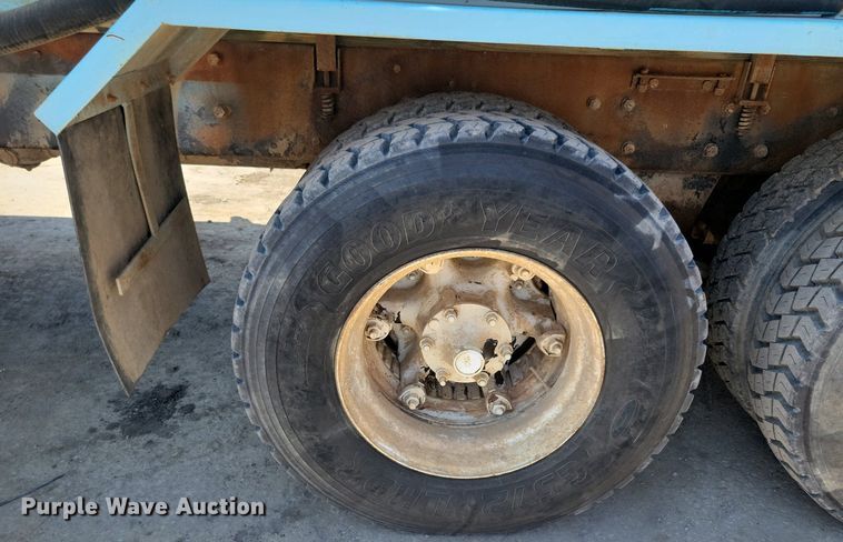 image for item IQ9766 1974 Mack  water truck