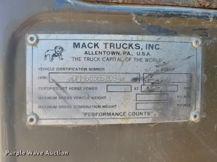 image for item IQ9766 1974 Mack  water truck