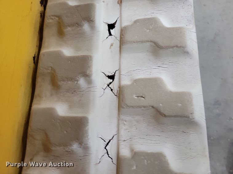 image for item IQ9879 Scissor lift