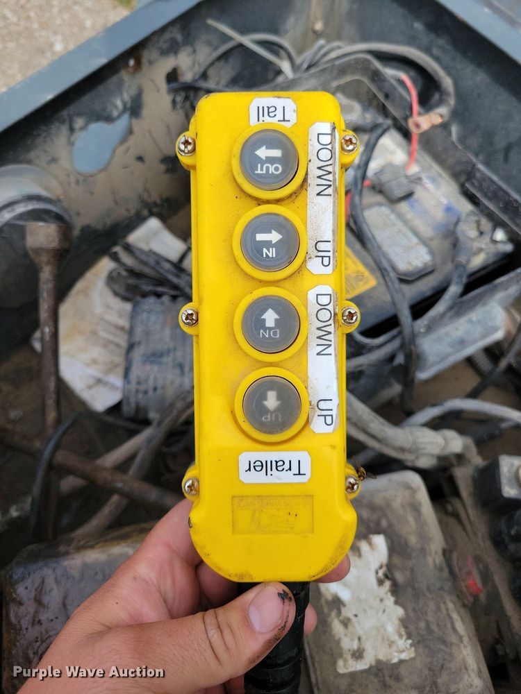 image for item IQ9880 2017 Behnke Enterprises, Inc. HDT1414E  equipment trailer