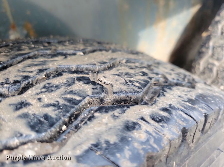 image for item IQ9880 2017 Behnke Enterprises, Inc. HDT1414E  equipment trailer