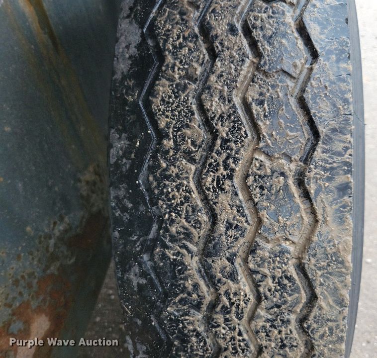 image for item IQ9880 2017 Behnke Enterprises, Inc. HDT1414E  equipment trailer