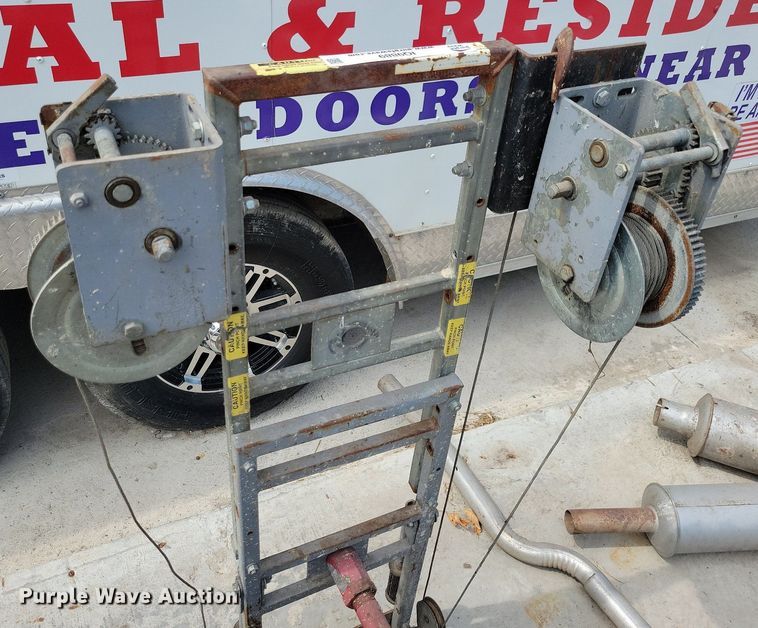 image for item IQ9889 Power screed