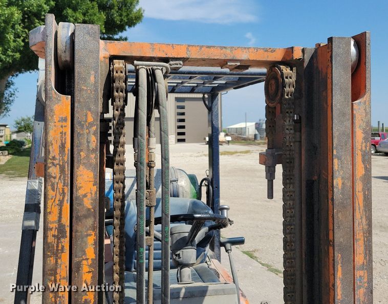 image for item IQ9896 Toyota 5FGC20  forklift