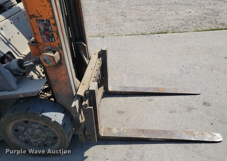 image for item IQ9896 Toyota 5FGC20  forklift