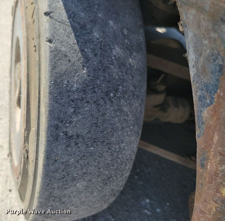 image for item IQ9896 Toyota 5FGC20  forklift