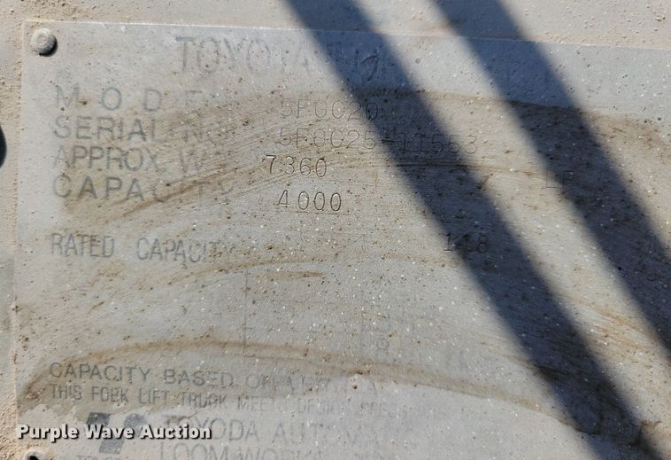 image for item IQ9896 Toyota 5FGC20  forklift