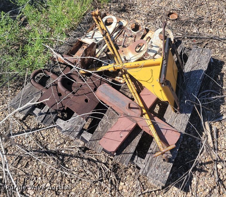 image for item JC9743 Gomaco C450  bridge deck finish machine