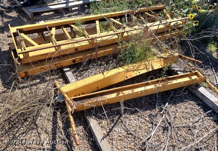 image for item JC9743 Gomaco C450  bridge deck finish machine