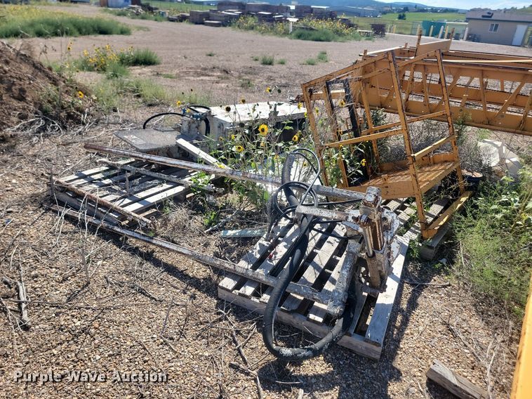 image for item JC9743 Gomaco C450  bridge deck finish machine