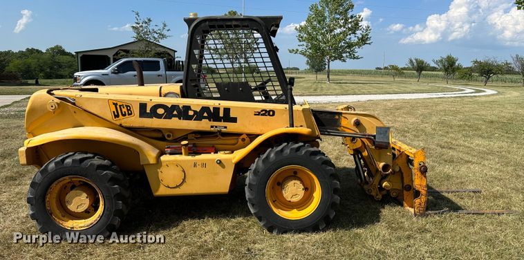 image for item JC9984 2000 JCB Loadall 520  telehandler