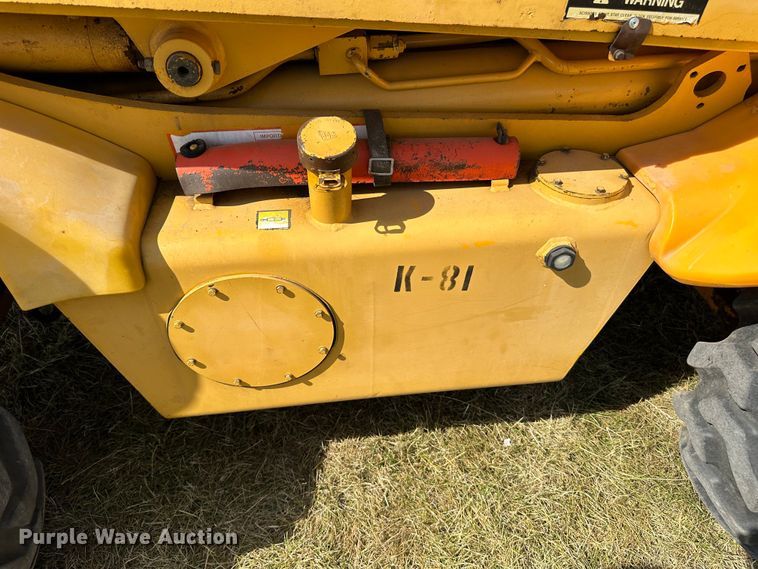 image for item JC9984 2000 JCB Loadall 520  telehandler