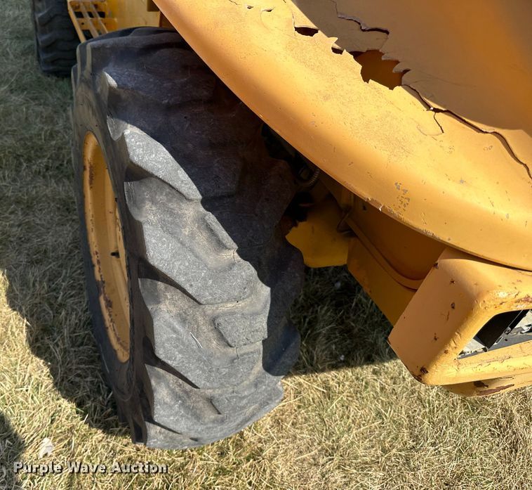 image for item JC9984 2000 JCB Loadall 520  telehandler