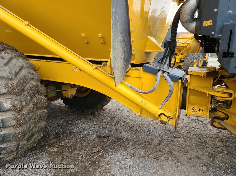 image for item JC9986 2020 Bell B30E  haul truck