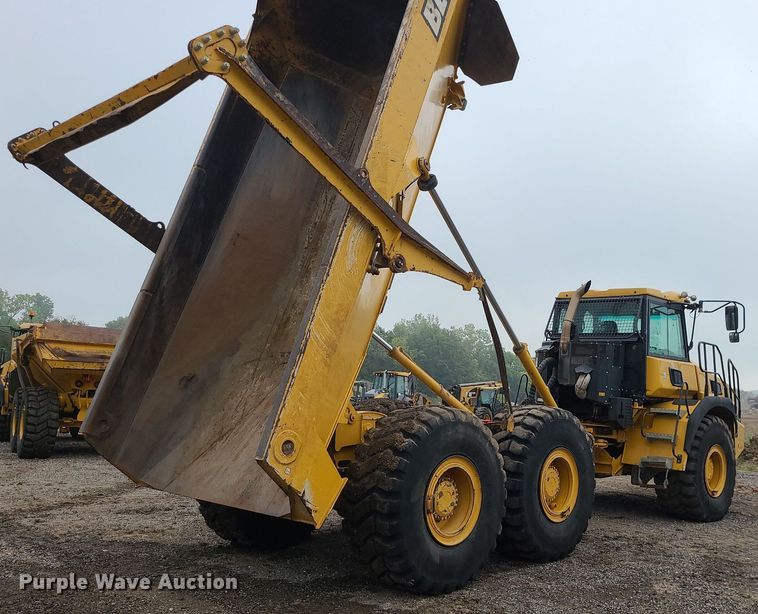 image for item JC9986 2020 Bell B30E  haul truck